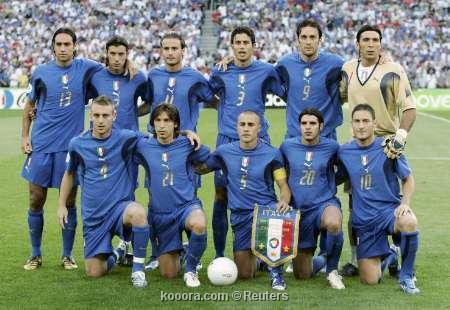 albums_matches_203991_2006-06-12T191602Z_01_WCCK206_RTRIDSP_2_SPORT-SOCCER-WORLD.JPG